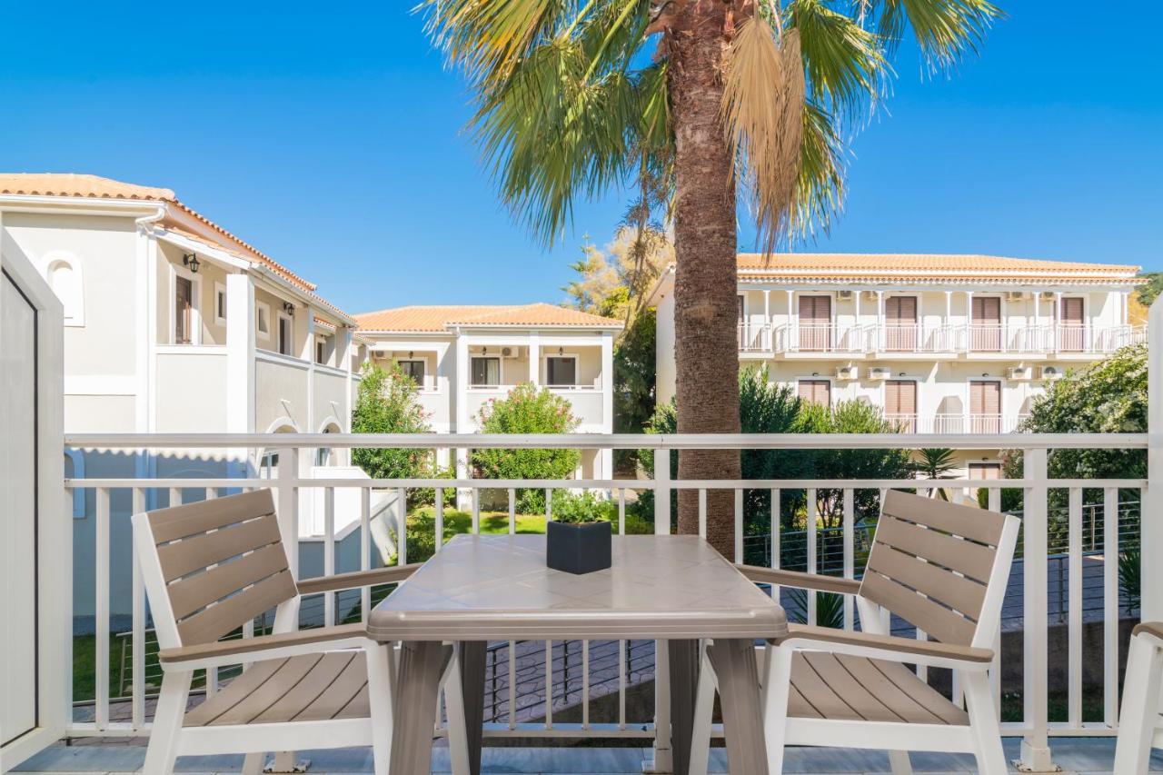 Cavo D'Oro All Inclusive Resort Kalamákion 外观 照片