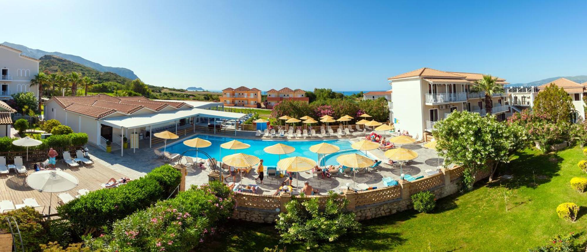 Cavo D'Oro All Inclusive Resort Kalamákion 外观 照片