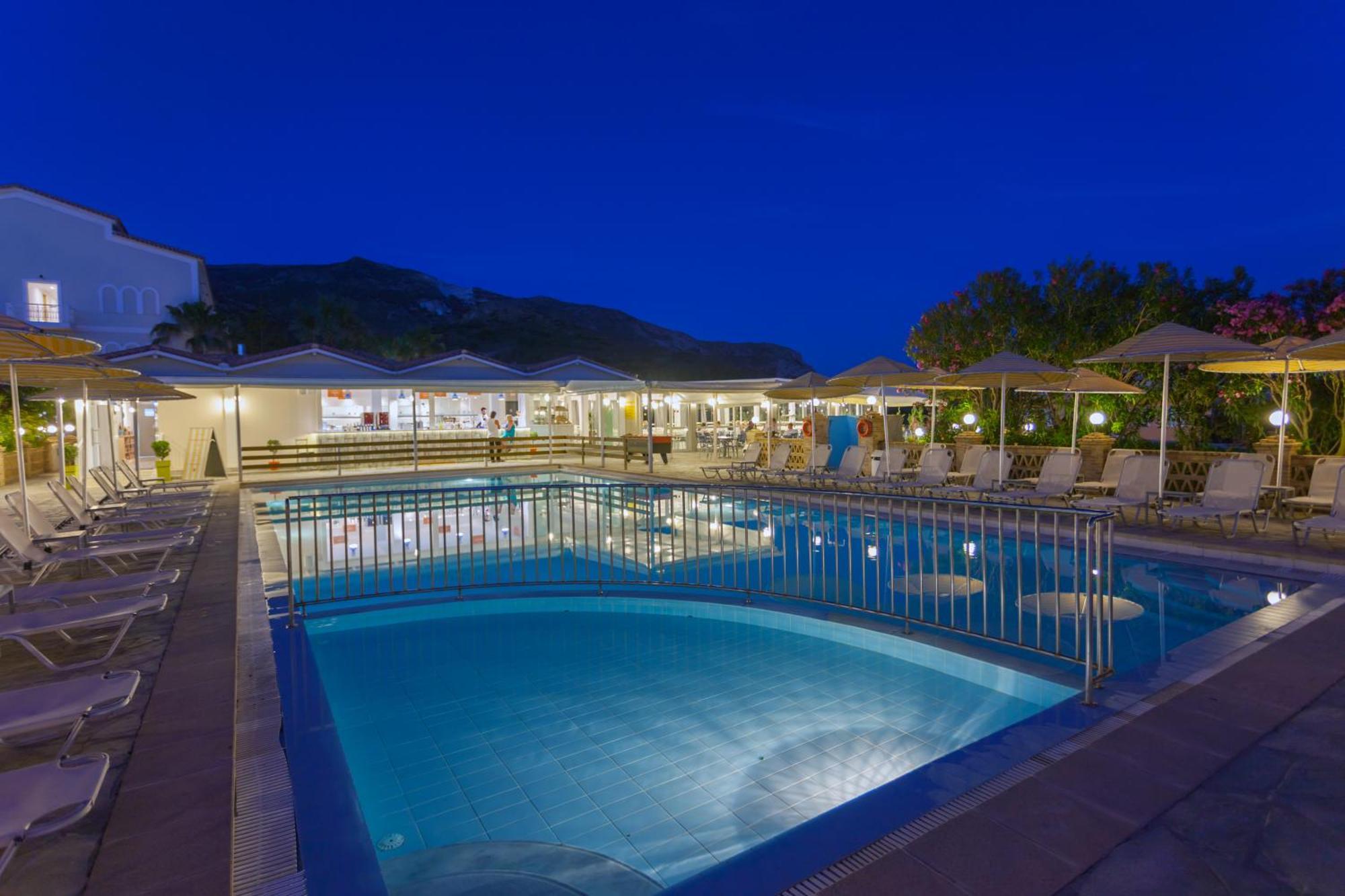 Cavo D'Oro All Inclusive Resort Kalamákion 外观 照片