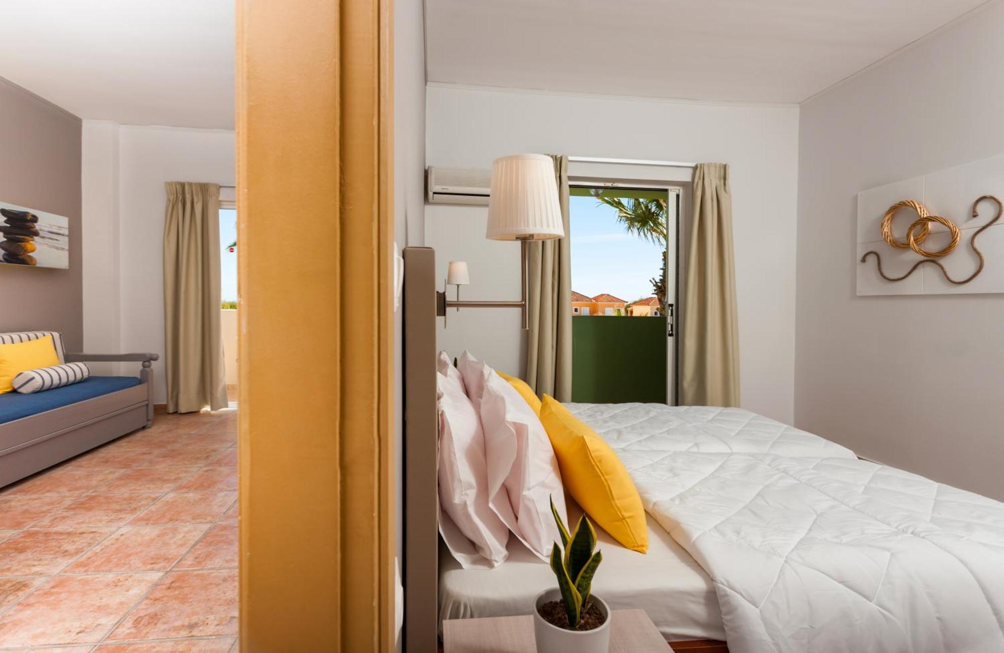 Cavo D'Oro All Inclusive Resort Kalamákion 外观 照片